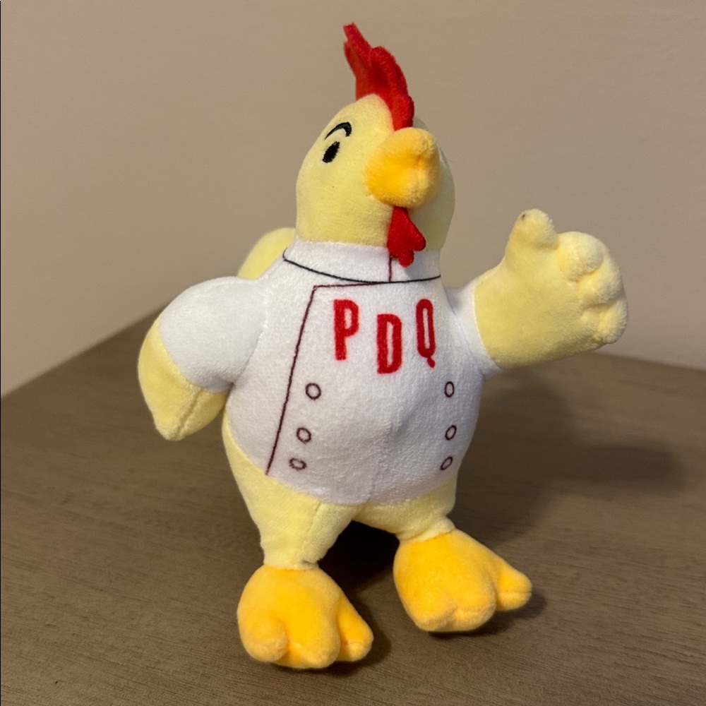 PDQ chicken mascot New mini small plush memorabilia